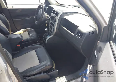 2008 Jeep Patriot Sport из США, поврежденный, VIN 1J8FT28W98D799067